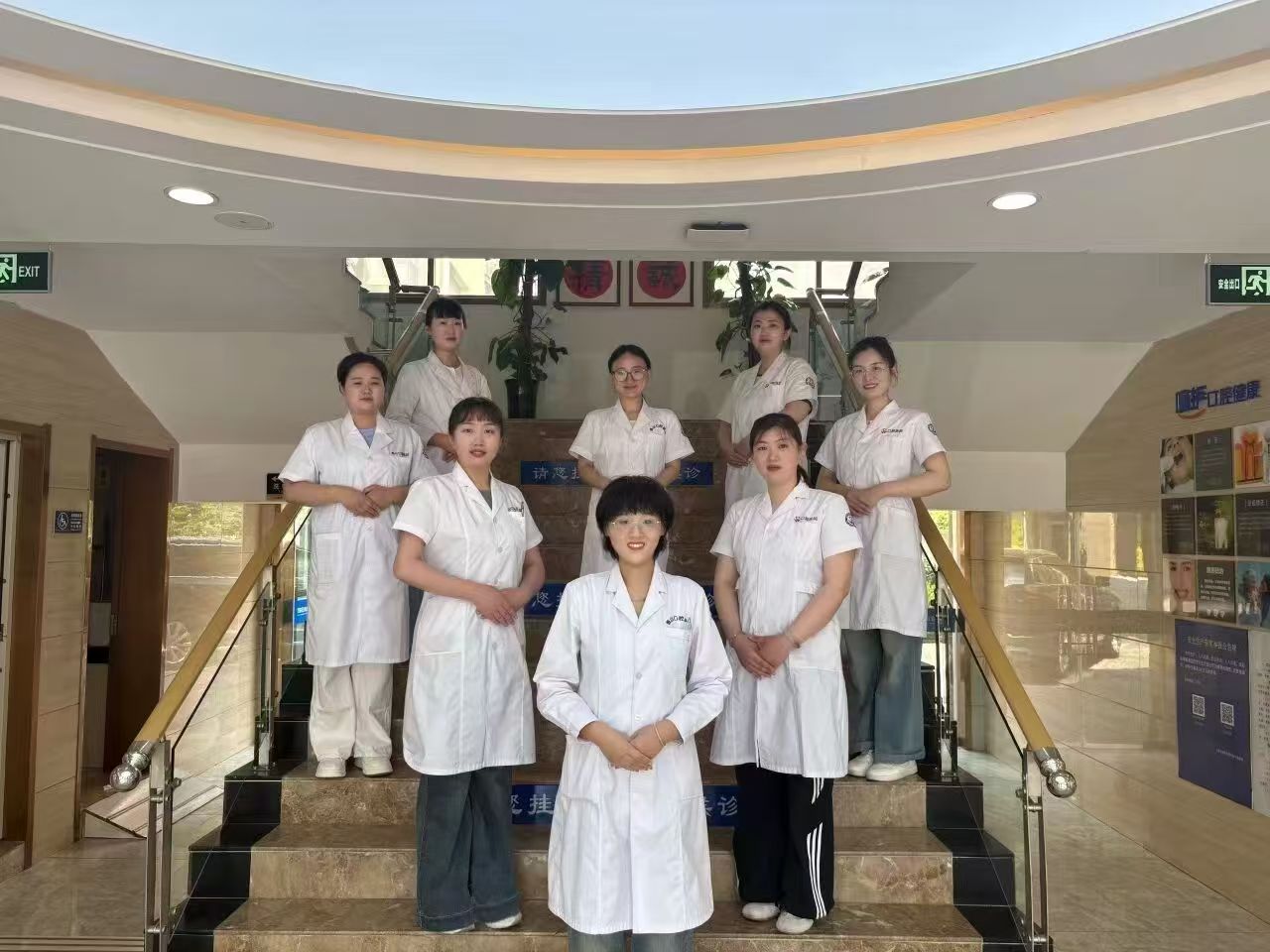 图片说明